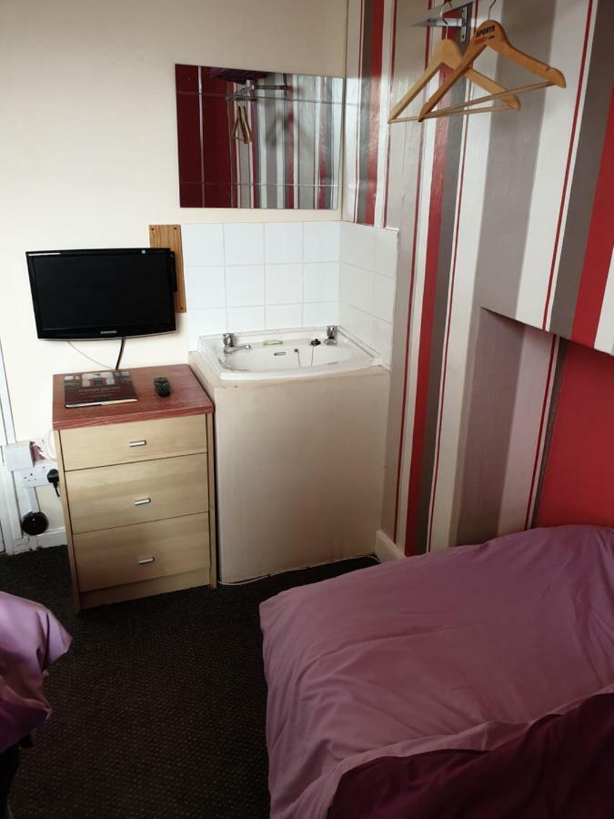 Foxhall Village Guest House Blackpool Exterior photo