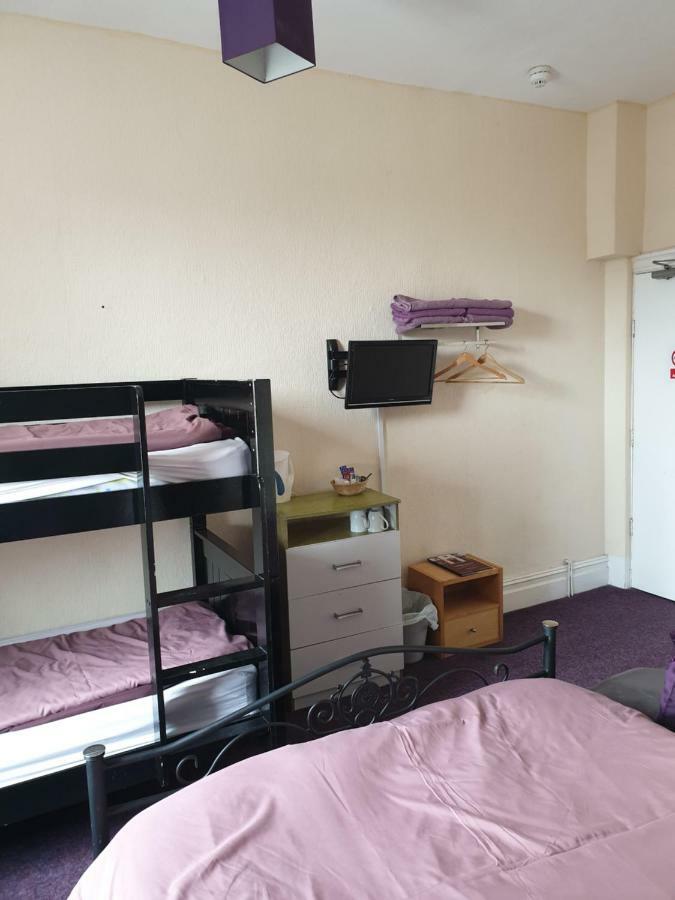 Foxhall Village Guest House Blackpool Exterior photo